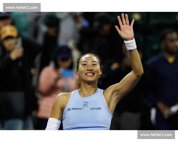 郑钦文新战靴亮相!今夜对决莱巴金娜冲击冠军